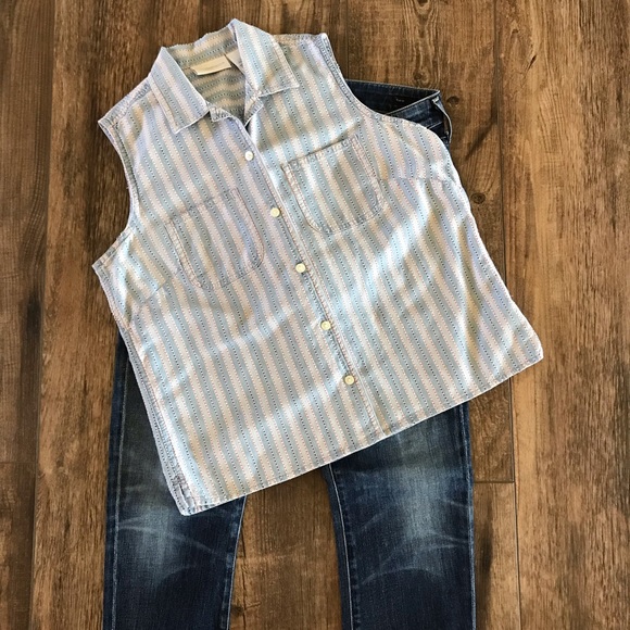 Liz Claiborne Tops - Liz Claiborne Blouse, Size Med